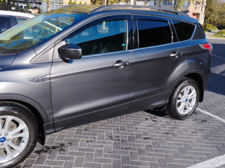 Ford Escape foto 3