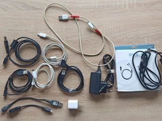 Cabluri USB pentru diferite telefoane- Propuneți preț!