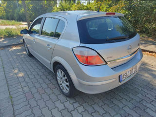 Opel Astra foto 4