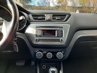 KIA Rio foto 10