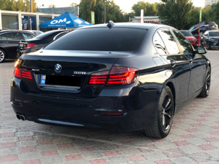 BMW 5 Series foto 4