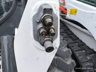 Погрузчик с бортовым поворотом Bobcat S 530, 2013, 2320 м/ч foto 9