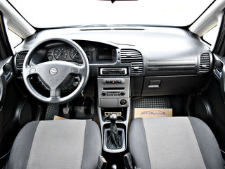 Opel Zafira foto 7