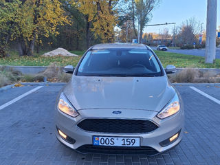 Ford Focus foto 2