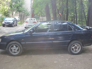 Hyundai Lantra foto 3