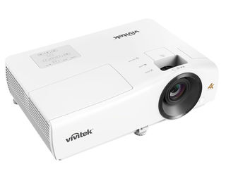 4K проектор Vivitek для домашнего кинотеатра. foto 4