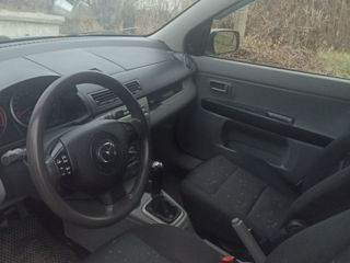 Mazda 2 foto 6