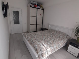 Apartament cu 2 camere, 45 m², Buiucani, Chișinău foto 2