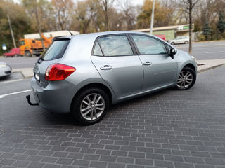 Toyota Auris foto 3