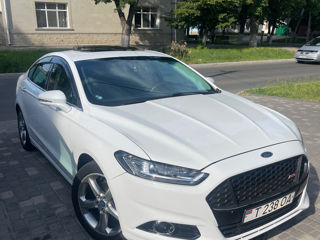 Ford Fusion foto 1