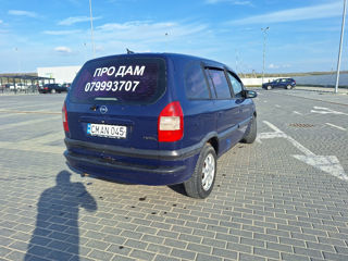 Opel Zafira foto 5