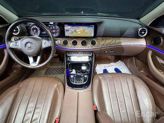 Mercedes E-Class foto 7