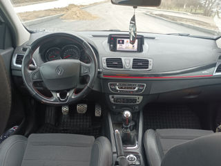 Renault Megane foto 9