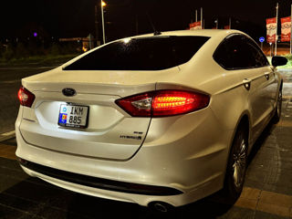 Ford Fusion foto 6