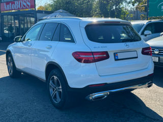 Mercedes GLC foto 6