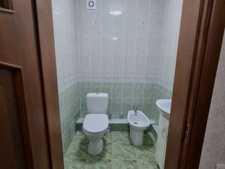 Apartament cu 3 camere, 105 m², Botanica, Chișinău foto 8