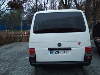 Volkswagen Transporter foto 2