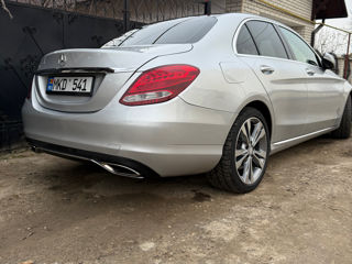 Mercedes C-Class foto 8