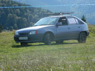 Opel Kadett foto 2