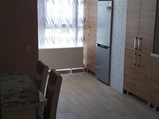 Apartament cu 2 camere, 62 m², Centru, Bălți foto 5