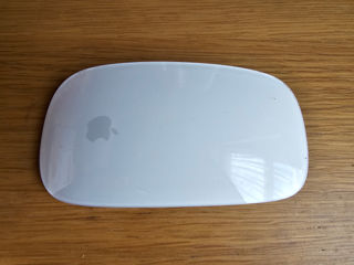 Apple Magic mouse 2 A1657 cu acumulator intern.Putin folosit. foto 2