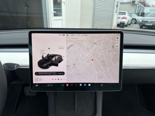 Tesla Model 3 foto 12