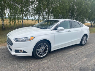 Ford Fusion foto 4