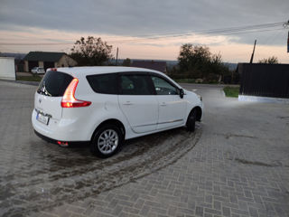 Renault Grand Scenic foto 4