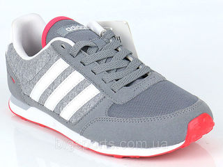 Женские кроссовки Adidas Neo City Racer W B74511 foto 1