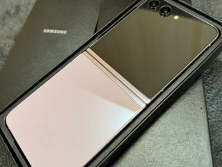 Samsung galaxy Z Flip 5