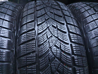 215/60/ r17- goodyear.m&s. foto 3