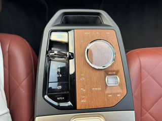 BMW iX фото 17