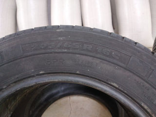 Vind 2 roti 205/65R16C Michelin foto 1