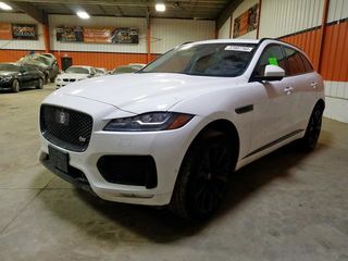 Jaguar f-pace foto 2