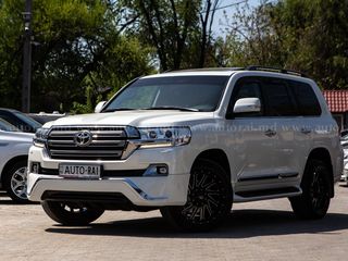 Toyota Land Cruiser foto 1