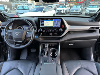 Toyota Highlander foto 8