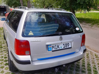 Volkswagen Passat foto 3