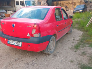 Dacia Logan foto 4