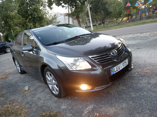 Toyota Avensis foto 4