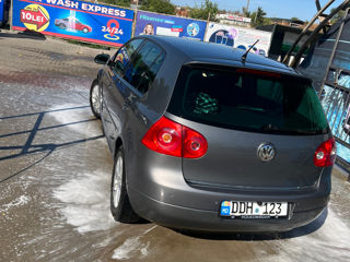 Volkswagen Golf foto 8