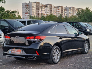 Hyundai Sonata foto 6