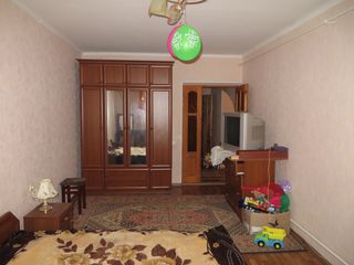 Чадыр-Лунга - продается 3-хкомнатная квартира с условиями и мебелью foto 4