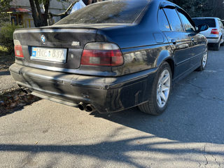 BMW 5 Series foto 5