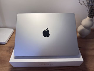 MacBook pro 14 2023 M2 pro iCloud foto 1