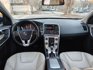 Volvo XC60 foto 6