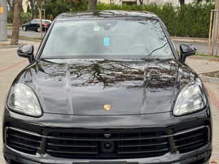 Porsche Cayenne foto 2