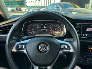 Volkswagen Jetta foto 7