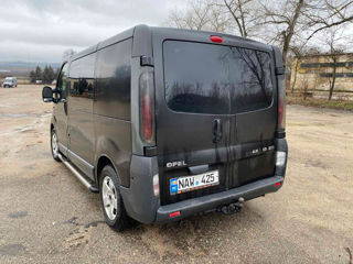 Opel Vivaro foto 4