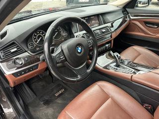 BMW 5 Series foto 8