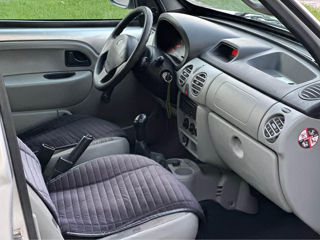 Renault Kangoo foto 8